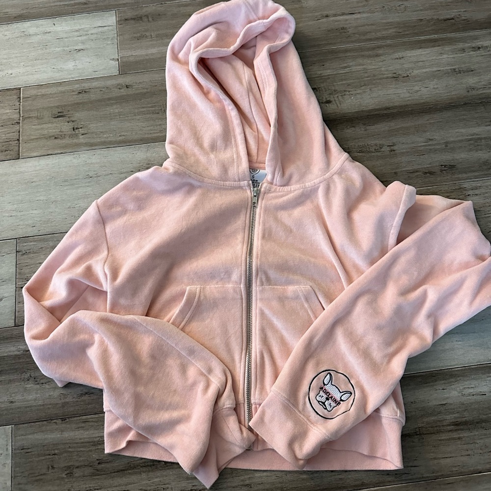 girls supporting girls y2k cropped zip